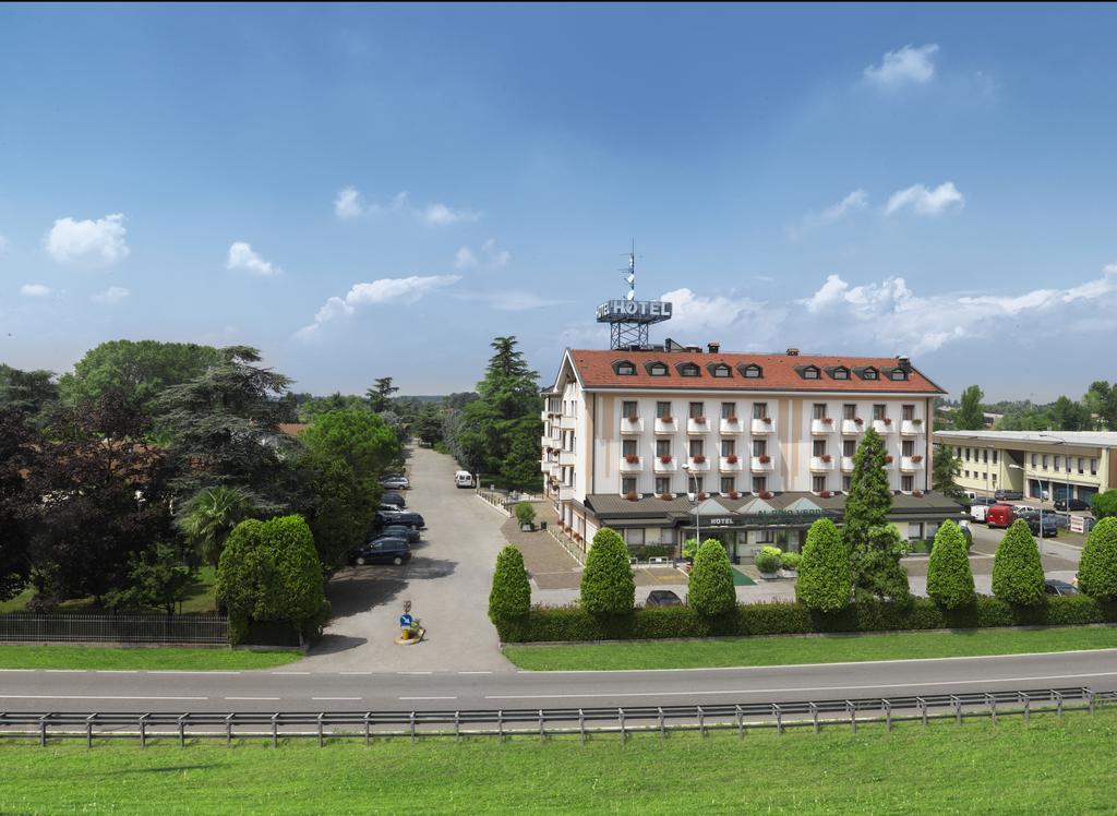 Hotel Al Pino Verde Camposampiero Eksteriør billede