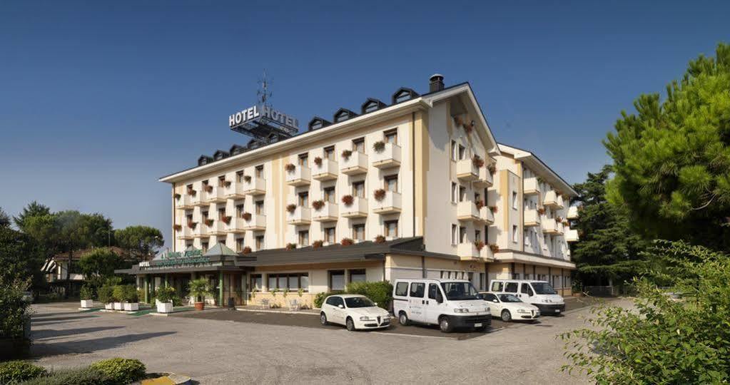 Hotel Al Pino Verde Camposampiero Eksteriør billede
